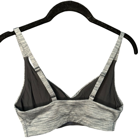 Outdoor Voices Flow Bralette - Picture 3 of 5